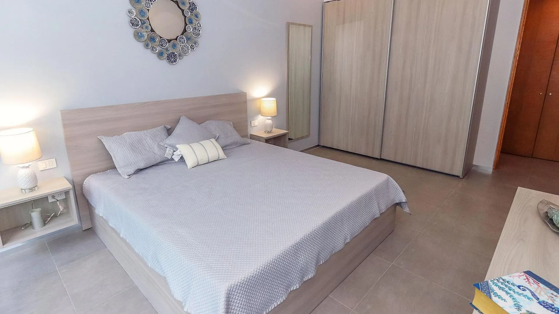 아파트 Luxury 1 Bedroom Condo - 2 Pools & Gym - At The City Condos - Descanso 신데 델 카르멘
