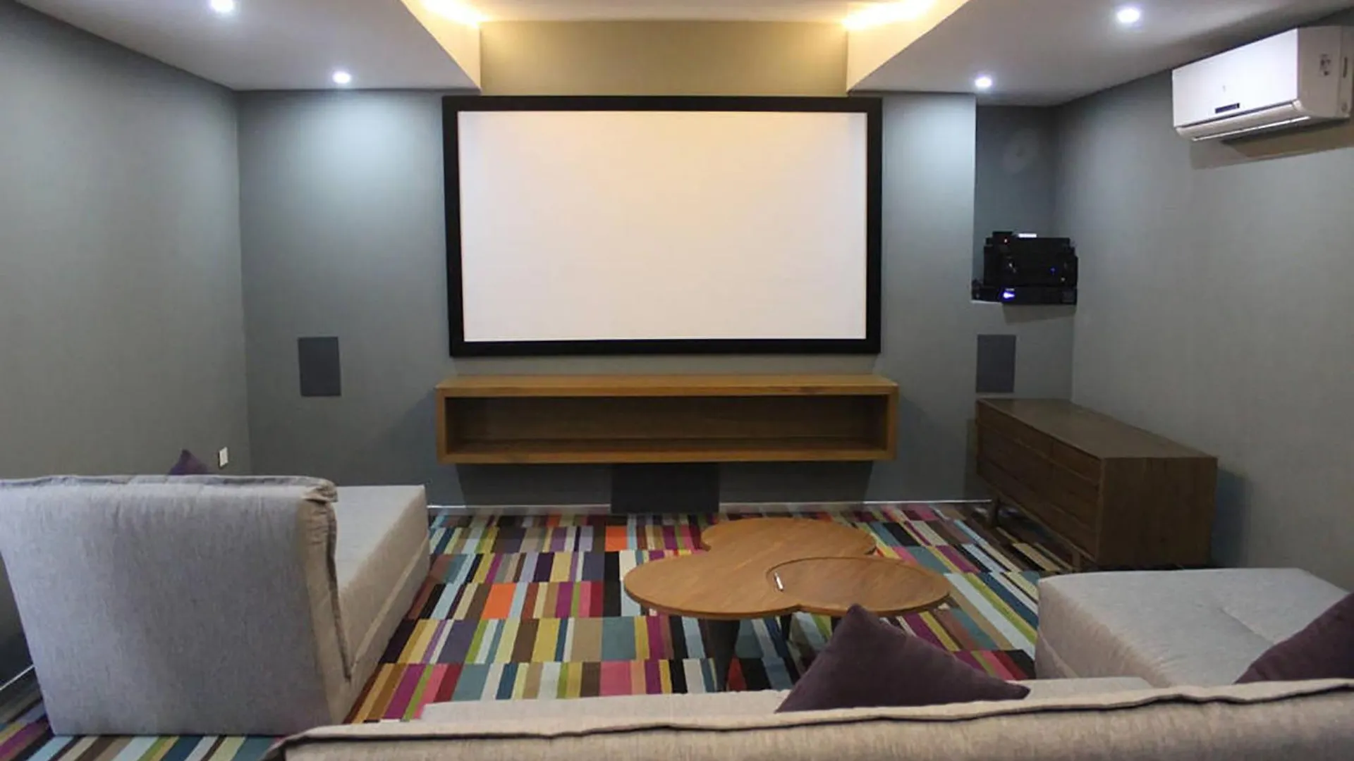 Luxury 1 Bedroom Condo - 2 Pools & Gym - At The City Condos - Descanso 신데 델 카르멘 아파트