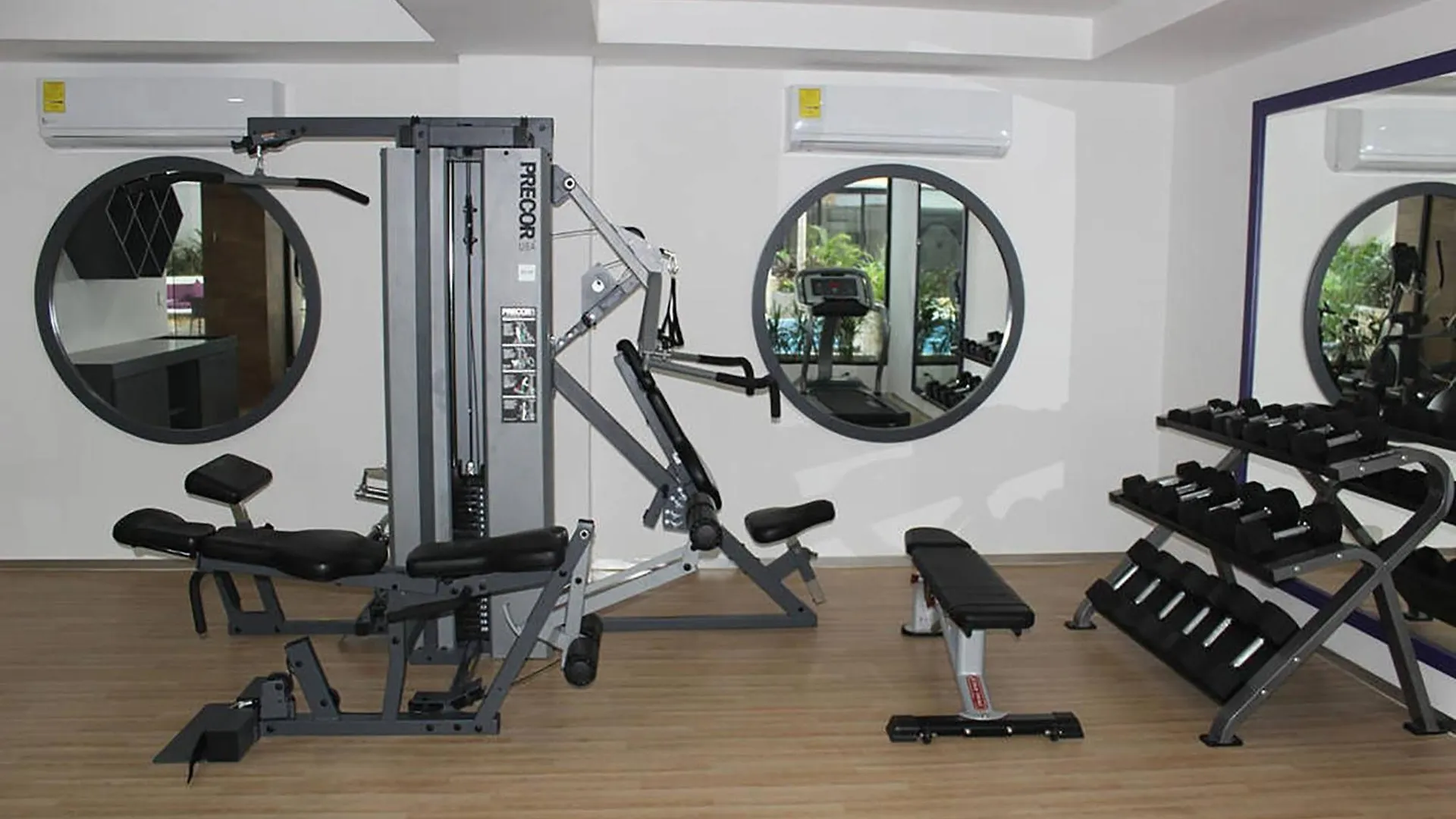Luxury 1 Bedroom Condo - 2 Pools & Gym - At The City Condos - Descanso 신데 델 카르멘