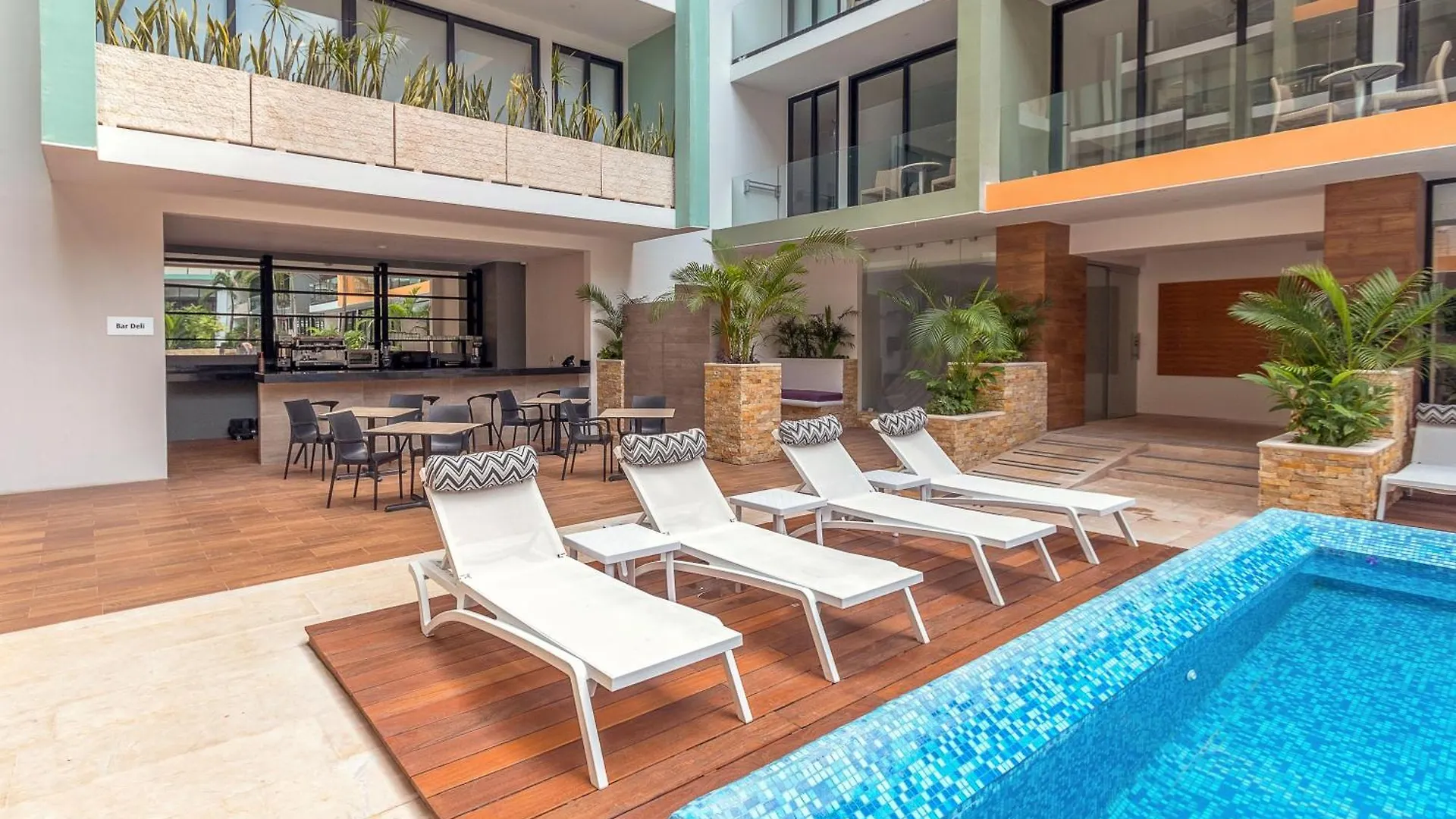 Luxury 1 Bedroom Condo - 2 Pools & Gym - At The City Condos - Descanso 신데 델 카르멘 멕시코