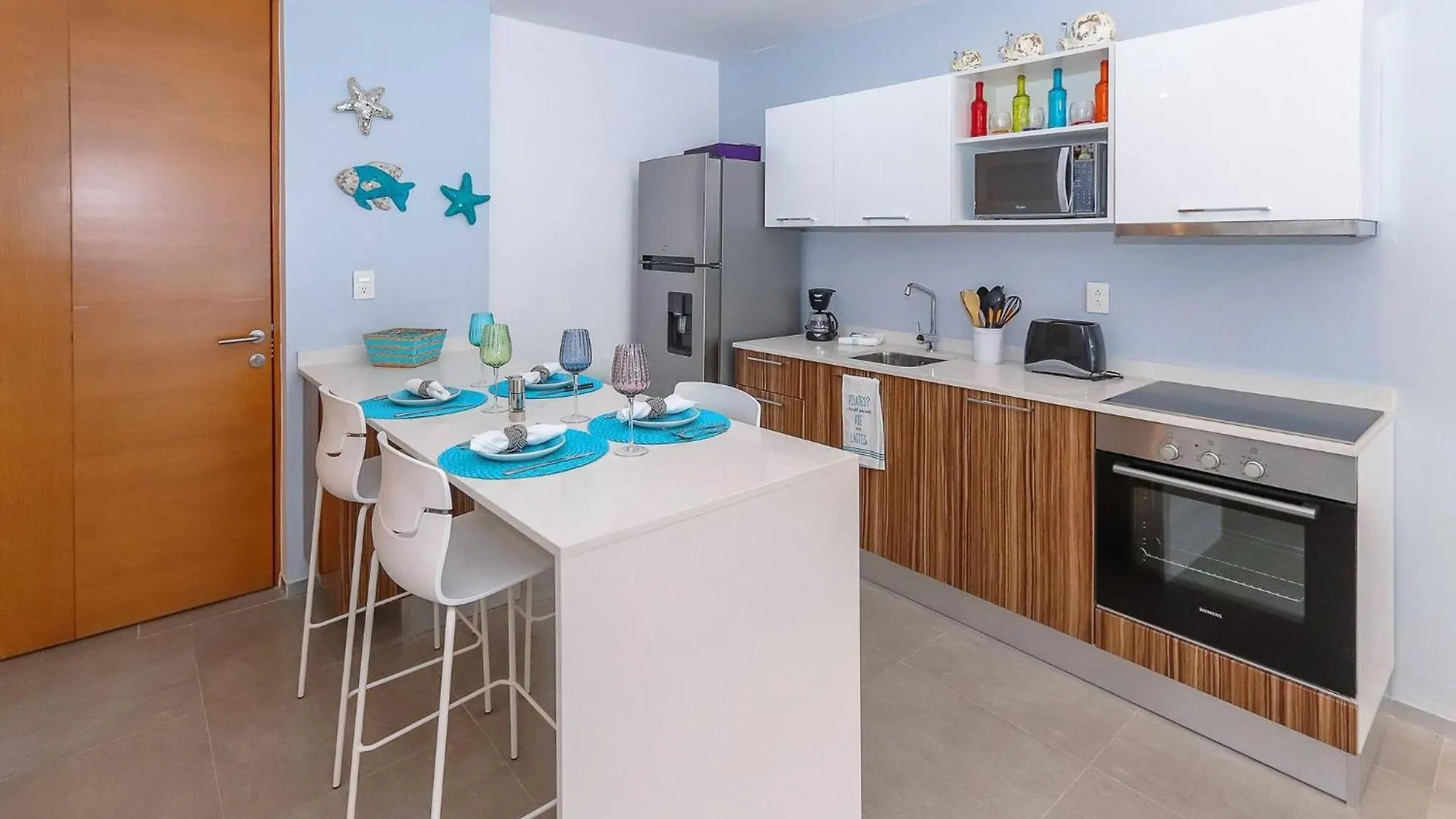 Luxury 1 Bedroom Condo - 2 Pools & Gym - At The City Condos - Descanso Playa del Carmen 0*,  Meksyk